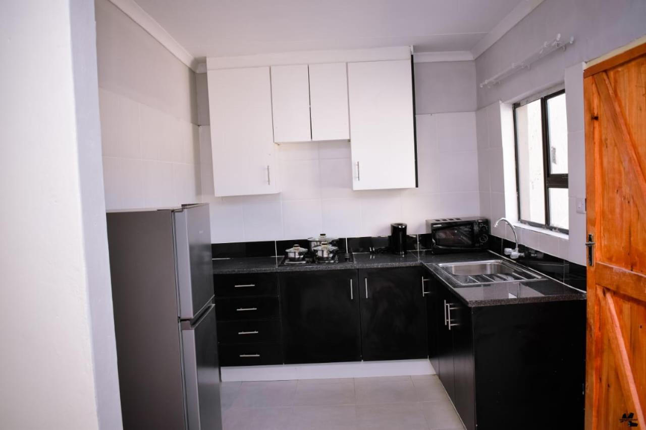 Nexovant Furnished Apartments Маун Екстериор снимка